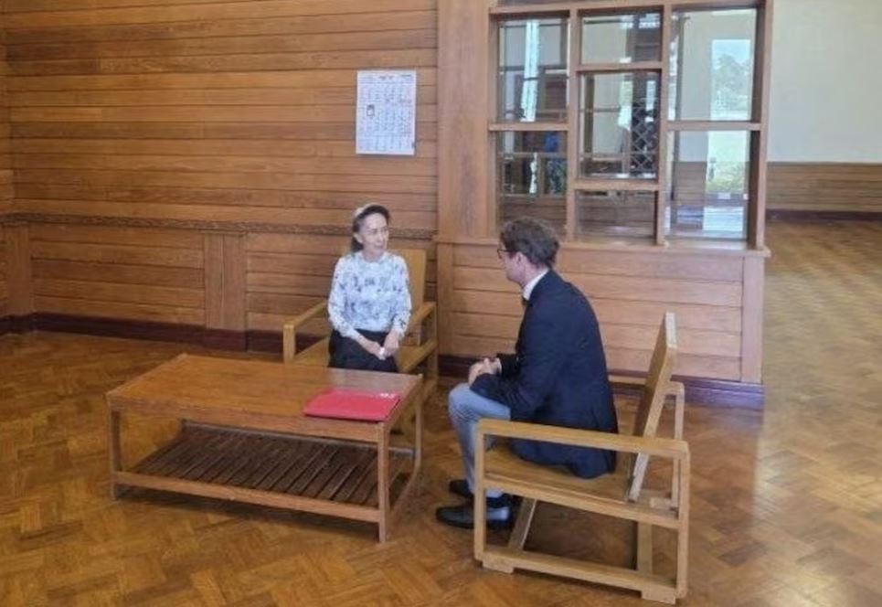 Suu Kyi healthy
